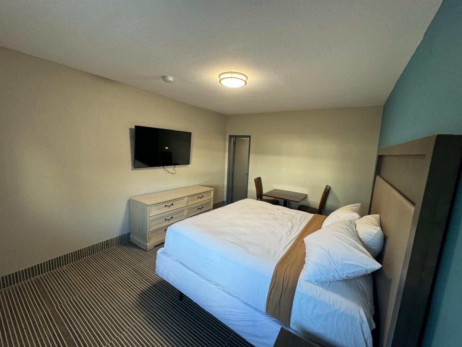 Essence Express Elizabeth Ewr Airport Hotel Екстериор снимка